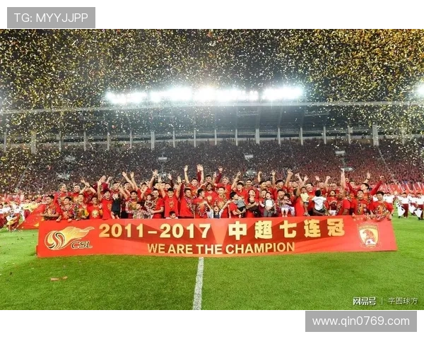 松字足球明星的传奇之路与辉煌成就探秘